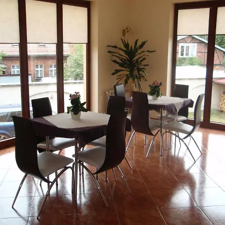 ホームステイ Bursztyn *