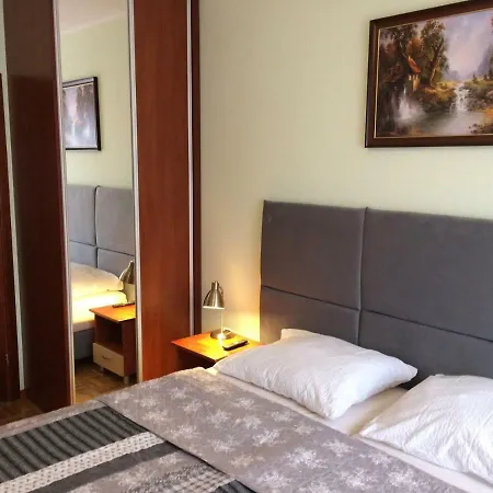 Bursztyn ホームステイ *